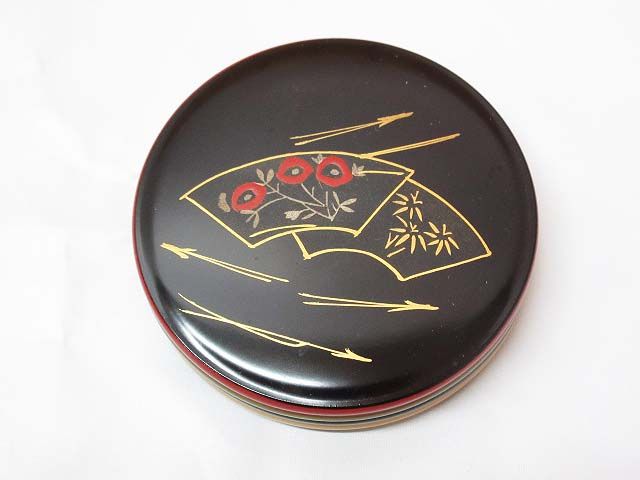 香合　横独楽扇面　茶道具