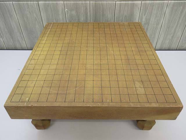木製　足付き　碁盤　2寸　19路盤　高さ18cm