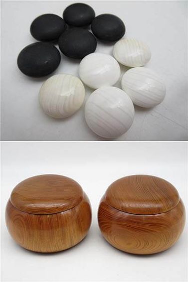 桐箱入り　蛤碁石　碁笥付き　白181　黒183　37号？
