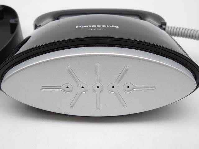 クリックで拡大 Panasonic(パナソニック) 衣類スチーマー ブラック - 画像2