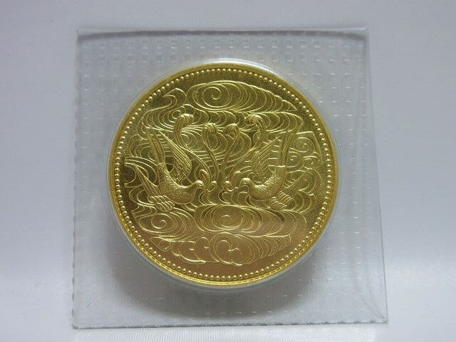 天皇陛下御在位60年記念　10万円金貨幣　ブリスターパック入り