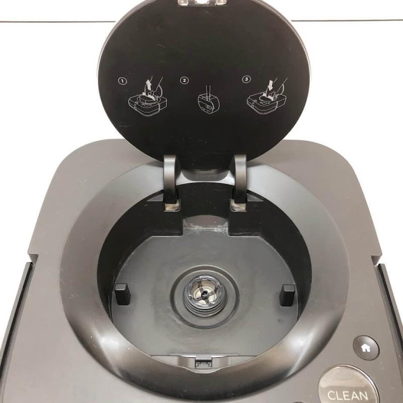 iRobot ブラーバ m6 床拭きロボット ブラック 取扱説明書付 元箱付 アイロボット 自動 Braava jet フロアモッピングロボット 黒