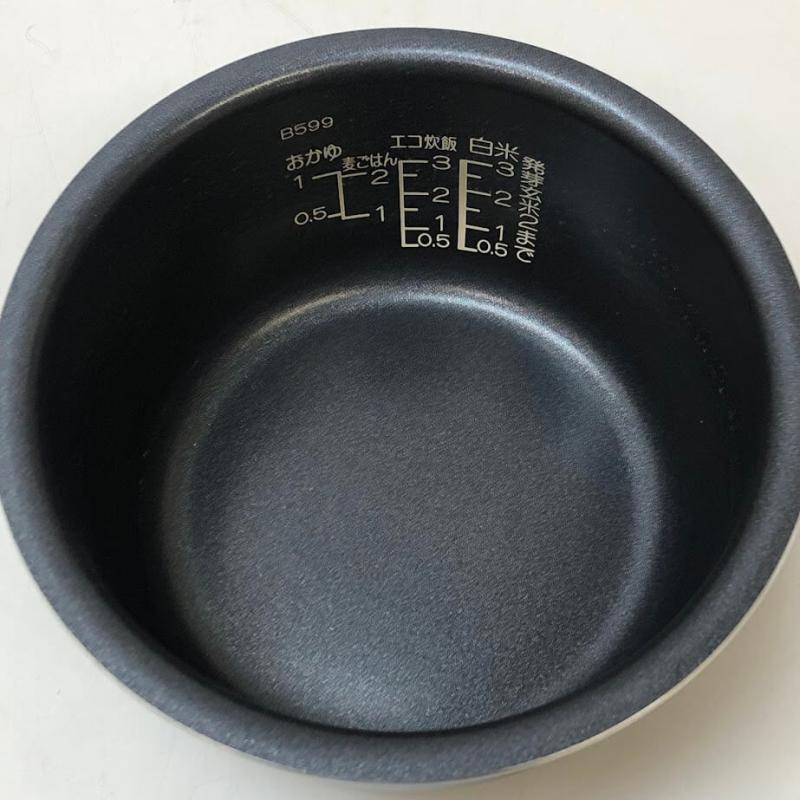 象印 マイコン炊飯ジャー 3合炊き ホワイト 取扱説明書付 ZOJIRUSHI 炊飯器 白 極め炊き 炊きたて 豪熱沸とう