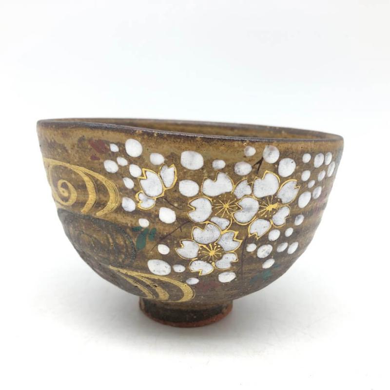 中村与平作 茶碗 桜流水 元箱入 陶器製 伊羅保茶碗 茶道具 抹茶茶碗 抹茶椀 - 画像2